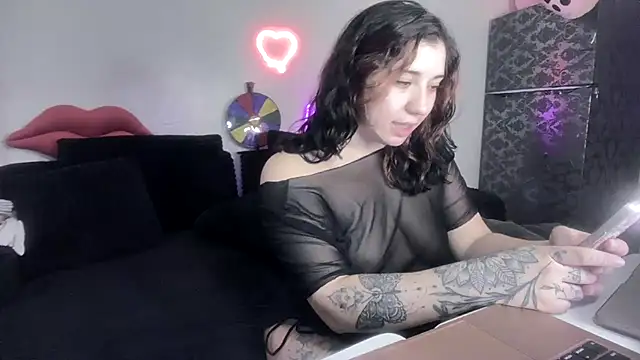torithequeen online show from 02/26/26, 03:00