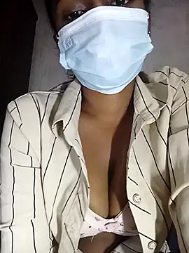 MickMicky online show from 10/26/25, 01:00