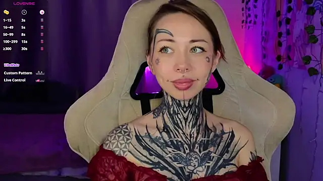 bunnykellyyy online show from 04/15/26, 05:58