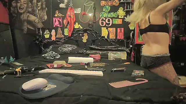 Splash Queen420 online show from 05/25/26, 05:02