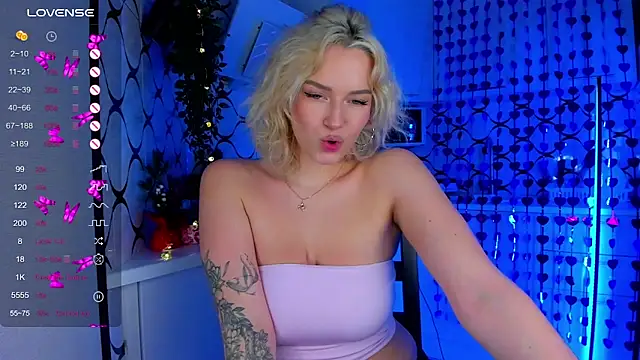 Candy Mur online show from 02/12/26, 09:32