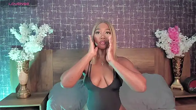 alisonn moon online show from 11/27/25, 08:22