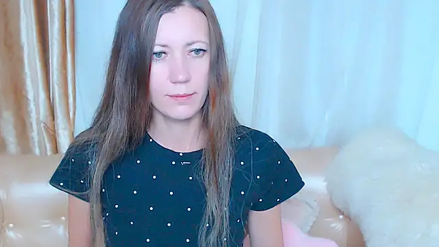 Bom Mia Bom online show from 10/19/25, 11:38