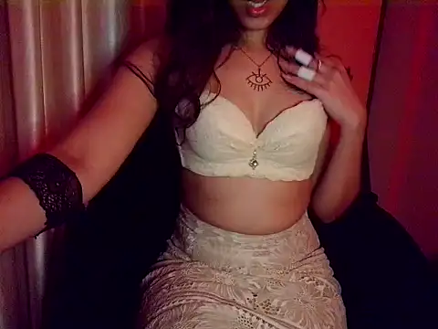 Snapshot of redruby_xoxo chatting on 11/11/25, 07:36 redruby xoxo online show from 11/11/25, 07:36