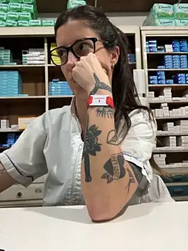 Snapshot of ferchule7 chatting on 09/30/25, 05:18 ferchule7 online show from 09/30/25, 05:18