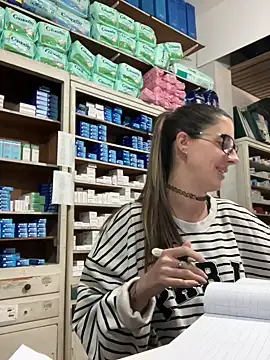 Snapshot of ferchule7 chatting on 11/13/25, 05:23 ferchule7 online show from 11/13/25, 05:23