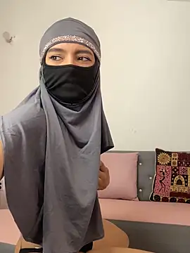 Snapshot of jade_nassar chatting on 09/11/25, 04:29 jade nassar online show from 09/11/25, 04:29