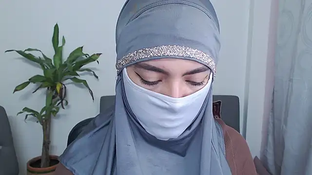 jade nassar online show from 11/18/25, 12:42