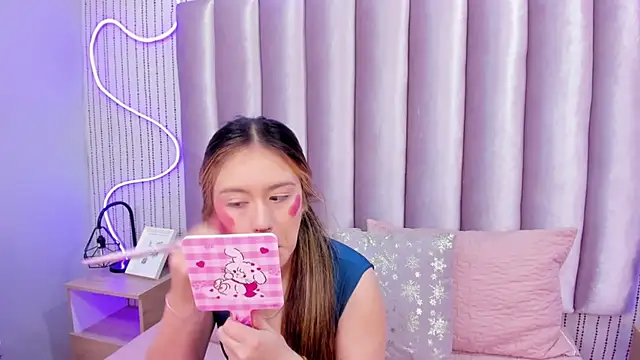 SamanthaPeachss online show from 11/20/25, 12:05