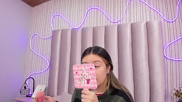 SamanthaPeachss online show from 11/28/25, 11:46