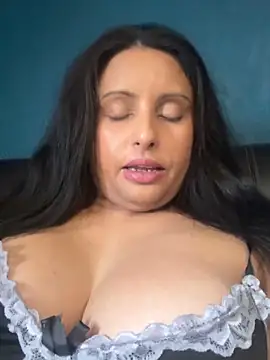 Angelaarayexx online show from 04/01/26, 10:27