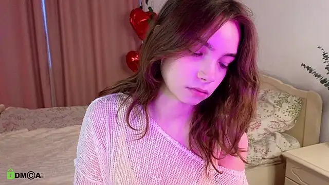 Evi Brook online show from 04/17/26, 04:32