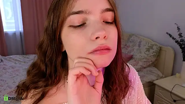 Snapshot of Evi_Brook chatting on 04/23/26, 01:35 Evi Brook online show from 04/23/26, 01:35