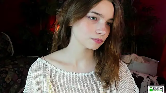 Snapshot of Evi_Brook chatting on 05/05/26, 04:26 Evi Brook online show from 05/05/26, 04:26