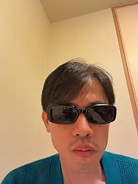 iiiviviii online show from 11/23/25, 05:24