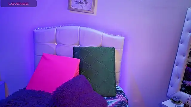 elapetitie online show from 01/14/26, 06:52