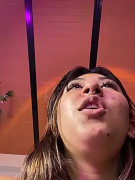 Snapshot of emilysofiia chatting on 09/27/25, 08:36 emilysofiia online show from 09/27/25, 08:36