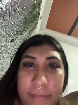 Snapshot of emilysofiia chatting on 10/24/25, 11:56 emilysofiia online show from 10/24/25, 11:56