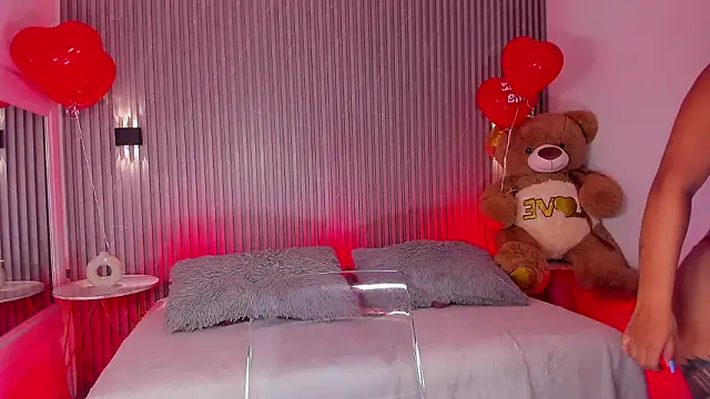 MaddyGray  online show from 02/14/26, 06:15