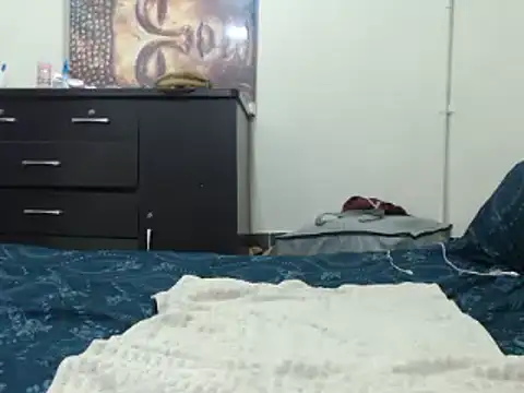 VoluptuousXX5 online show from 10/10/25, 04:55