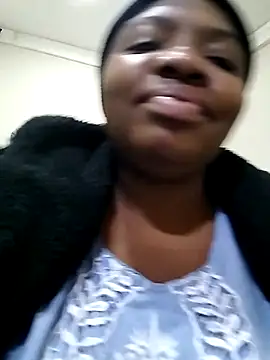 VoluptuousXX5 online show from 11/11/25, 07:52