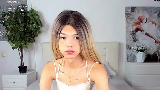 MadonnaRossi online show from 03/20/26, 09:30