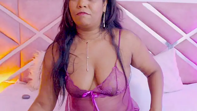 sofia 07 online show from 01/15/26, 10:57