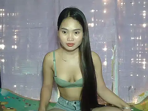 Snapshot of Quency_69 chatting on 04/23/26, 11:29 Quency 69 online show from 04/23/26, 11:29