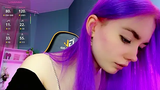 Kiara Dream online show from 10/15/25, 09:04