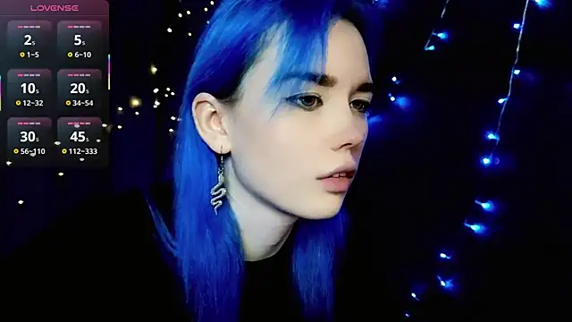 Kiara Dream online show from 12/15/25, 09:30