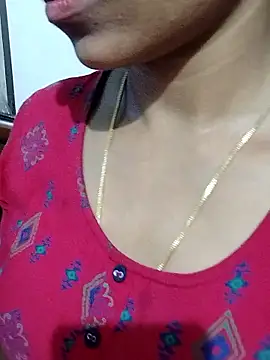 Snapshot of Varsha21 chatting on 09/30/25, 03:50 Varsha21 online show from 09/30/25, 03:50