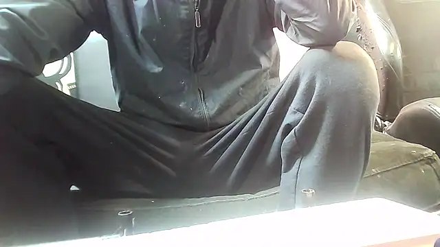 lovehairymature90 online show from 02/18/26, 12:45