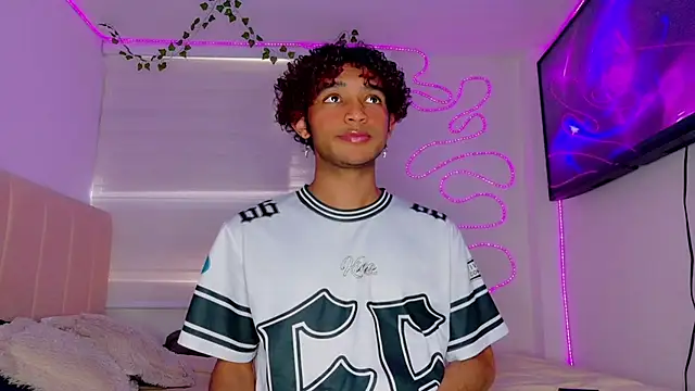 Aaron Wiinter online show from 09/09/25, 08:41