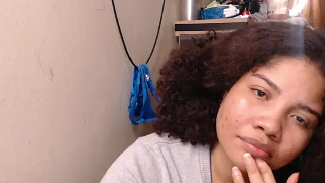 madelene online show from 11/25/25, 02:44