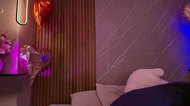 emma  rose1 online show from 04/07/26, 02:56