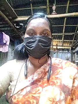 Snapshot of Tamildivya18 chatting on 11/22/25, 05:17 Tamildivya18 online show from 11/22/25, 05:17