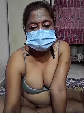 Snapshot of mature_mimi chatting on 10/27/25, 06:01 mature mimi online show from 10/27/25, 06:01