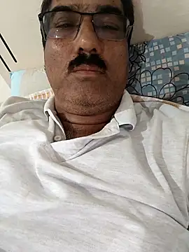 moonflower25 online show from 10/15/25, 07:19