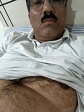 moonflower25 online show from 10/23/25, 05:12