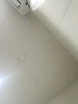 moonflower25 online show from 10/28/25, 05:26