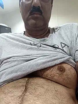 moonflower25 online show from 10/29/25, 05:31