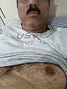 moonflower25 online show from 11/17/25, 08:42