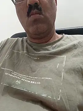 moonflower25 online show from 04/08/26, 08:42