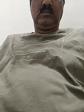 moonflower25 online show from 04/20/26, 01:52