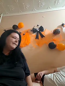 BlacReign online show from 10/22/25, 07:24