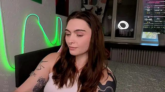 dorfmatratze   online show from 12/03/25, 01:42