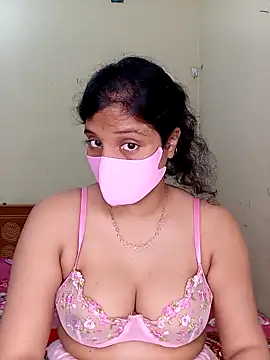 Rose-luckey online show from 12/19/25, 12:45