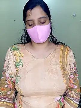 Rose-luckey online show from 01/08/26, 10:06