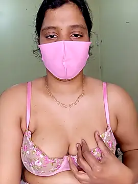 Rose-luckey online show from 01/19/26, 06:50