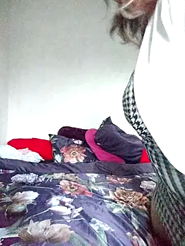 Feelineducentre online show from 03/07/26, 05:43